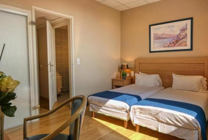 Cit'hotel Le Louvre Orange Hotel 3*
