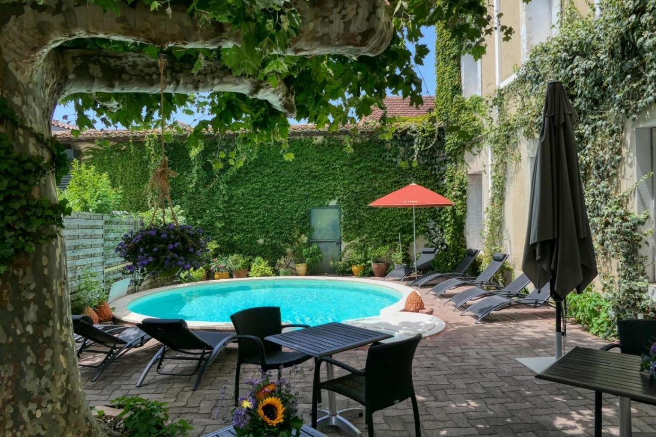 Hotel Cit'hotel Le Louvre Orange 3*