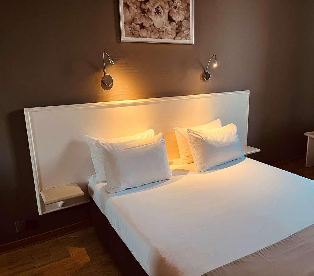 Hotel Cit'hotel Le Louvre Orange 3*